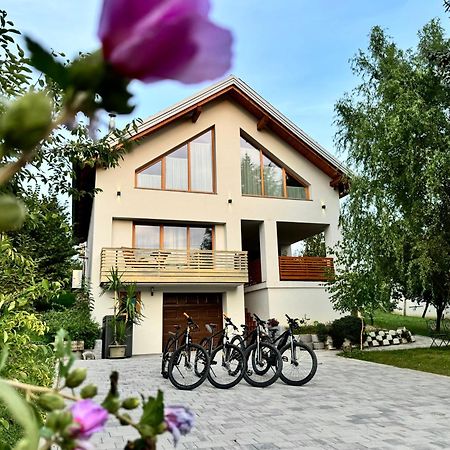 Hisa Pri Jezeru Apartamento Dobrovnik Exterior foto