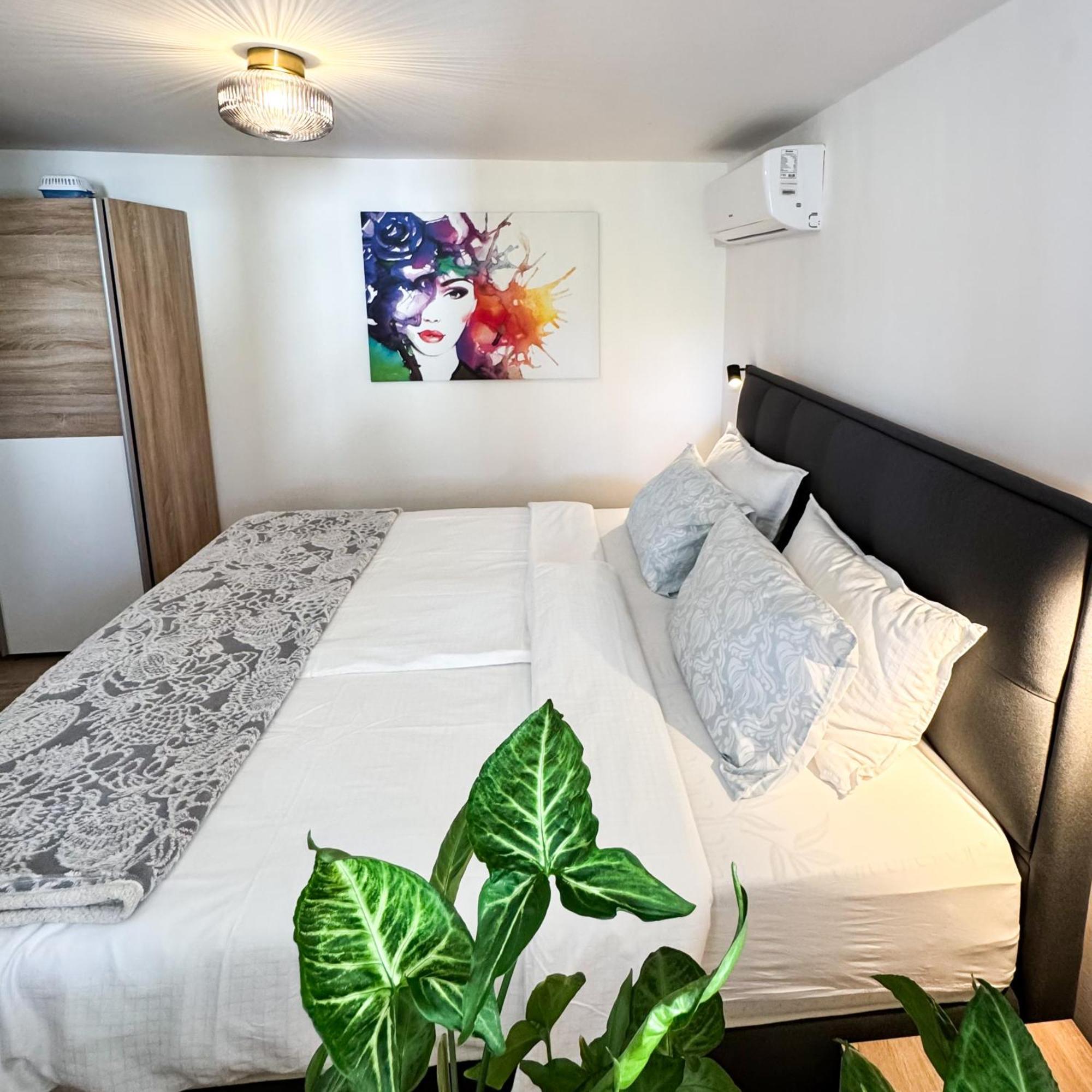 Hisa Pri Jezeru Apartamento Dobrovnik Exterior foto