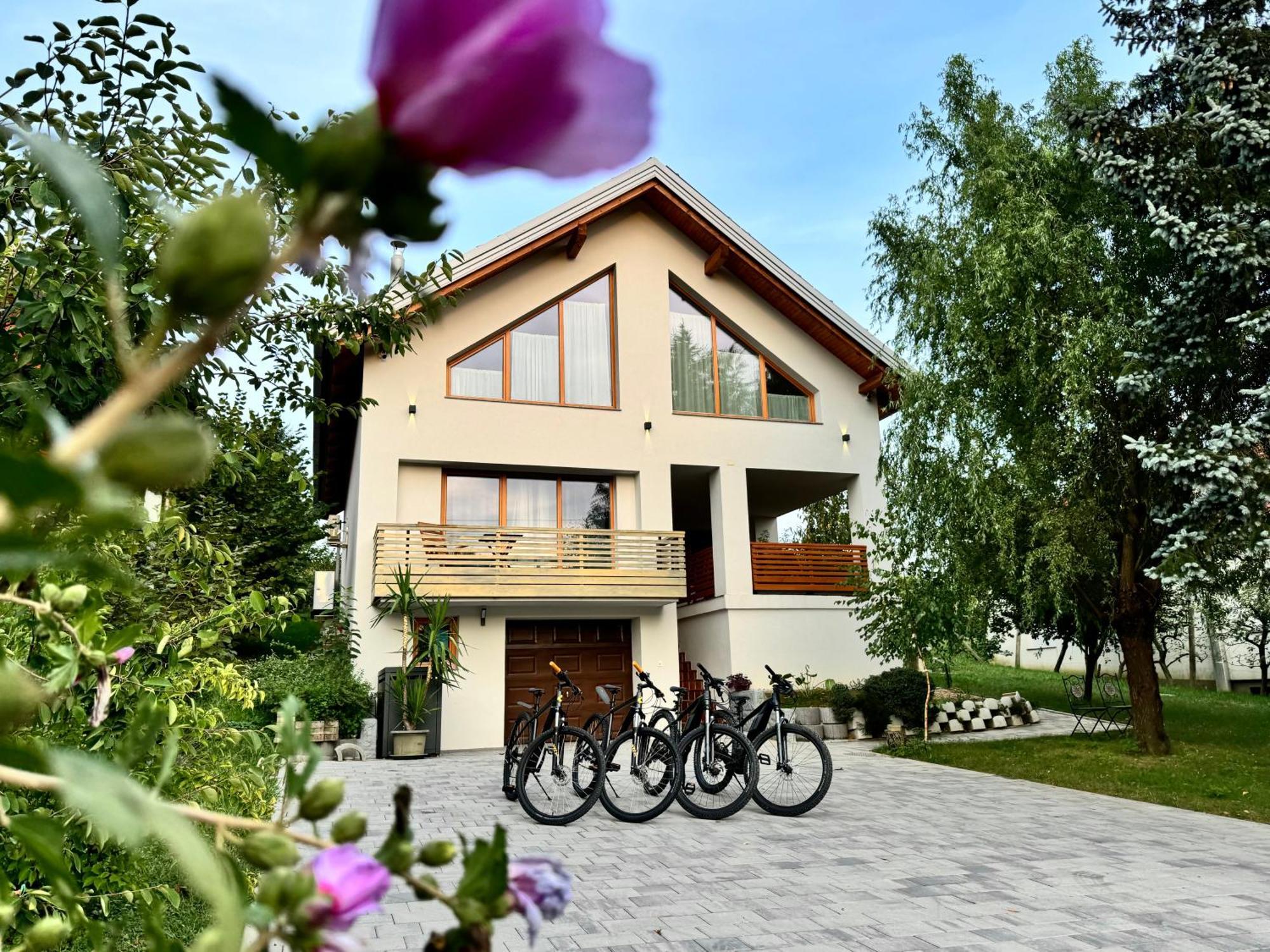 Hisa Pri Jezeru Apartamento Dobrovnik Exterior foto
